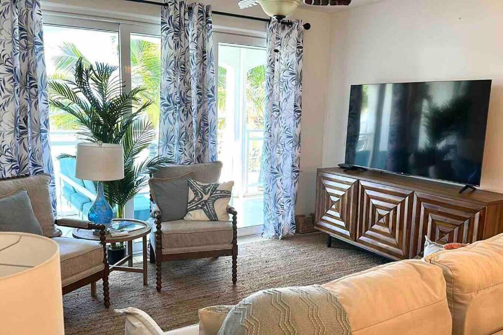 Maho Beach House - Luxe 1-Bedroom - Ocean View Exterior photo
